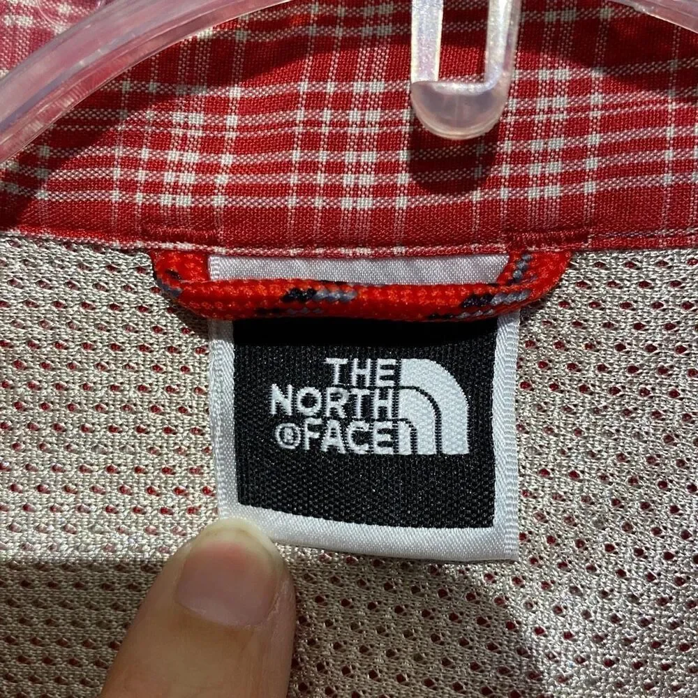 The North Face Men's Red Plaid Collared Short Sleeve Button Up Shirts Size Large